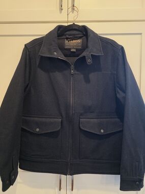 Filson Men’s Navy Mackinaw Jacket